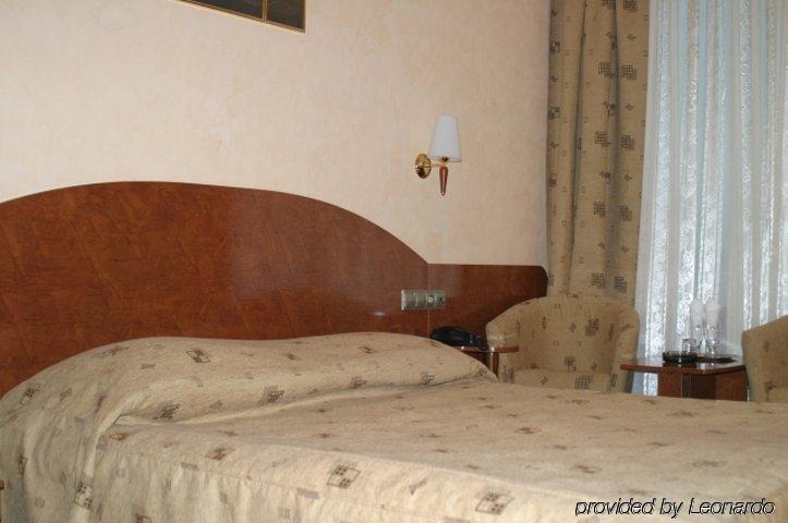 Hotel Carpati Baia Mare Room photo